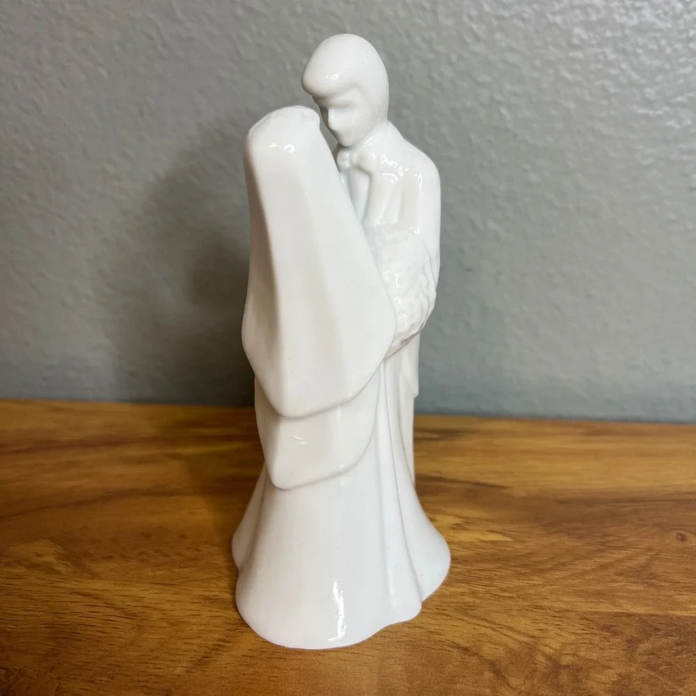 Vintage Wilton Wedding Cake Topper 5